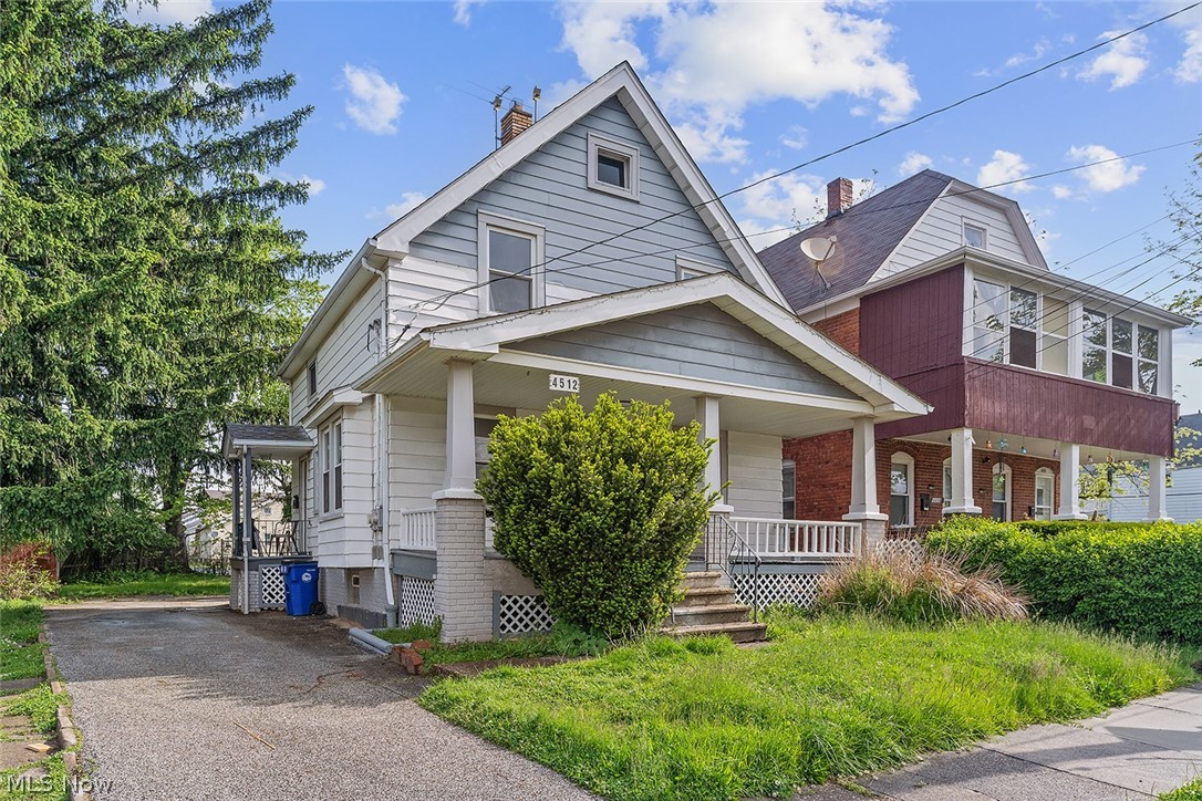 4512 Oak Park Avenue Cleveland OH 44109