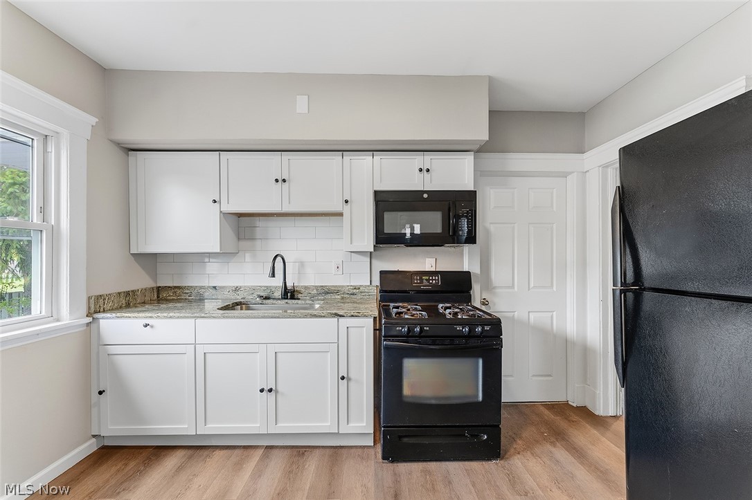4512 Oak Park Avenue Cleveland OH 44109