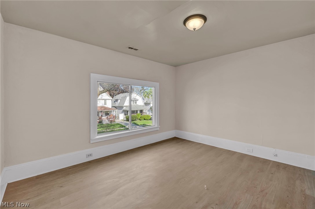 2049 W 85th Street Cleveland OH 44102