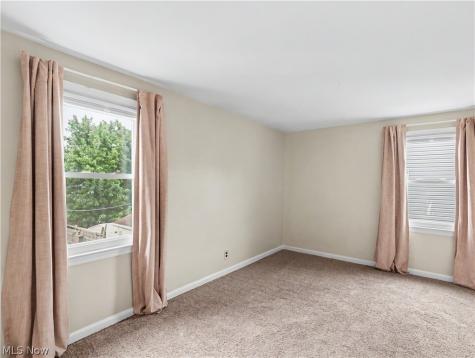 329 Pierce Avenue Cuyahoga Falls OH 44221