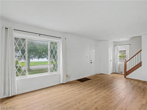 329 Pierce Avenue Cuyahoga Falls OH 44221