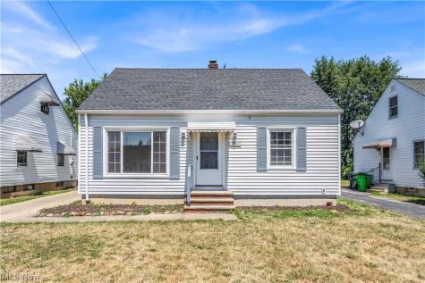 13305 Shady Oak Boulevard Garfield Heights OH 44125