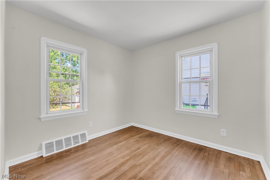 13305 Shady Oak Boulevard Garfield Heights OH 44125