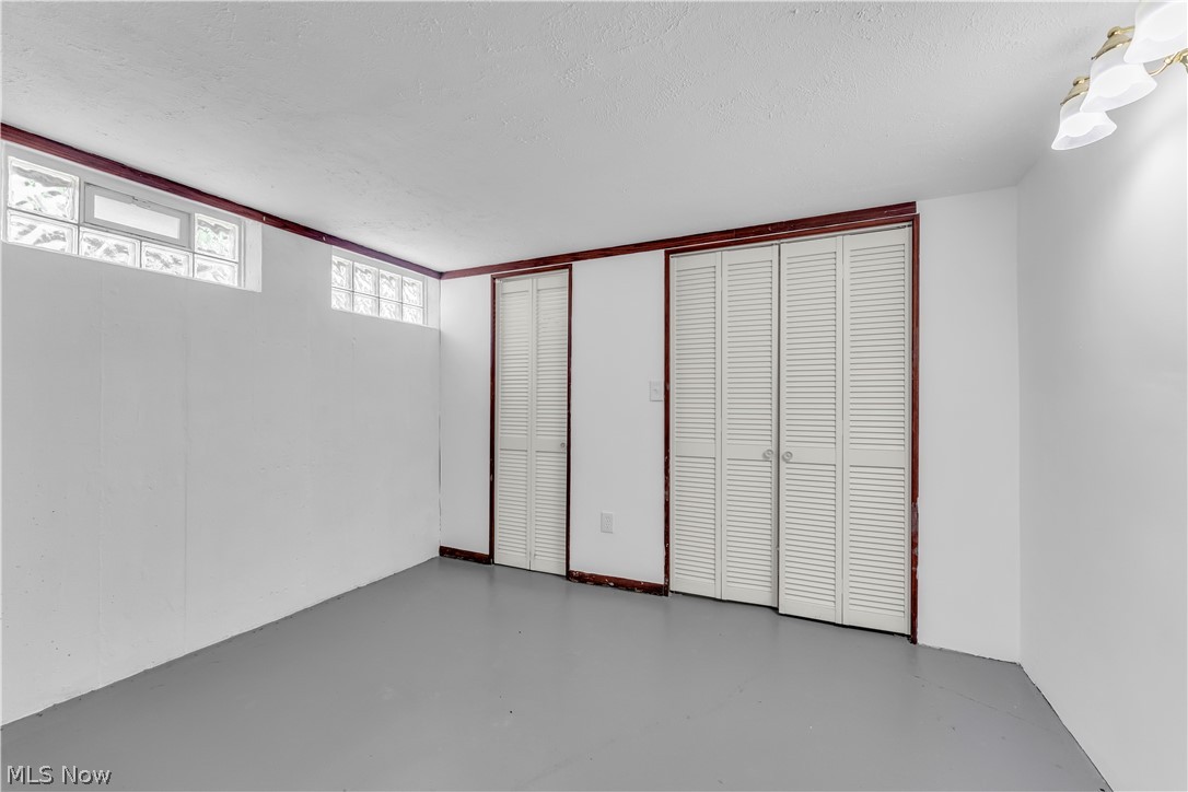 13305 Shady Oak Boulevard Garfield Heights OH 44125