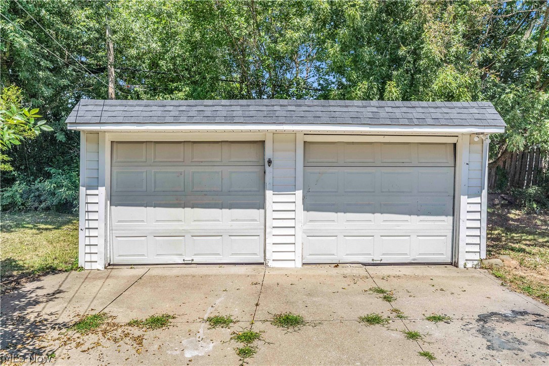 13305 Shady Oak Boulevard Garfield Heights OH 44125