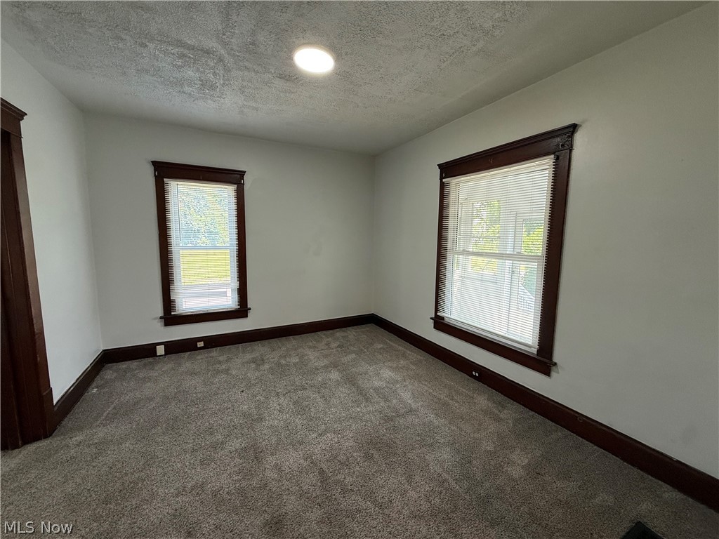 42 Paris Avenue Akron OH 44301
