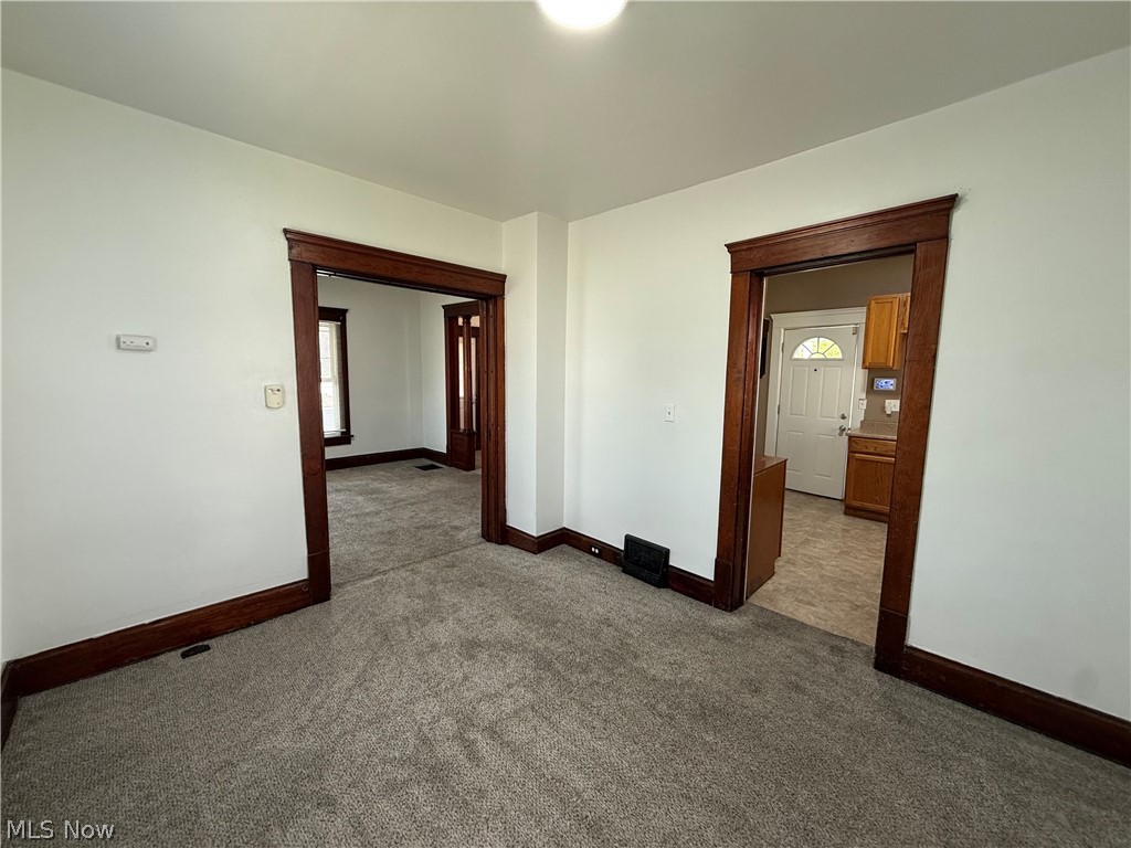 42 Paris Avenue Akron OH 44301