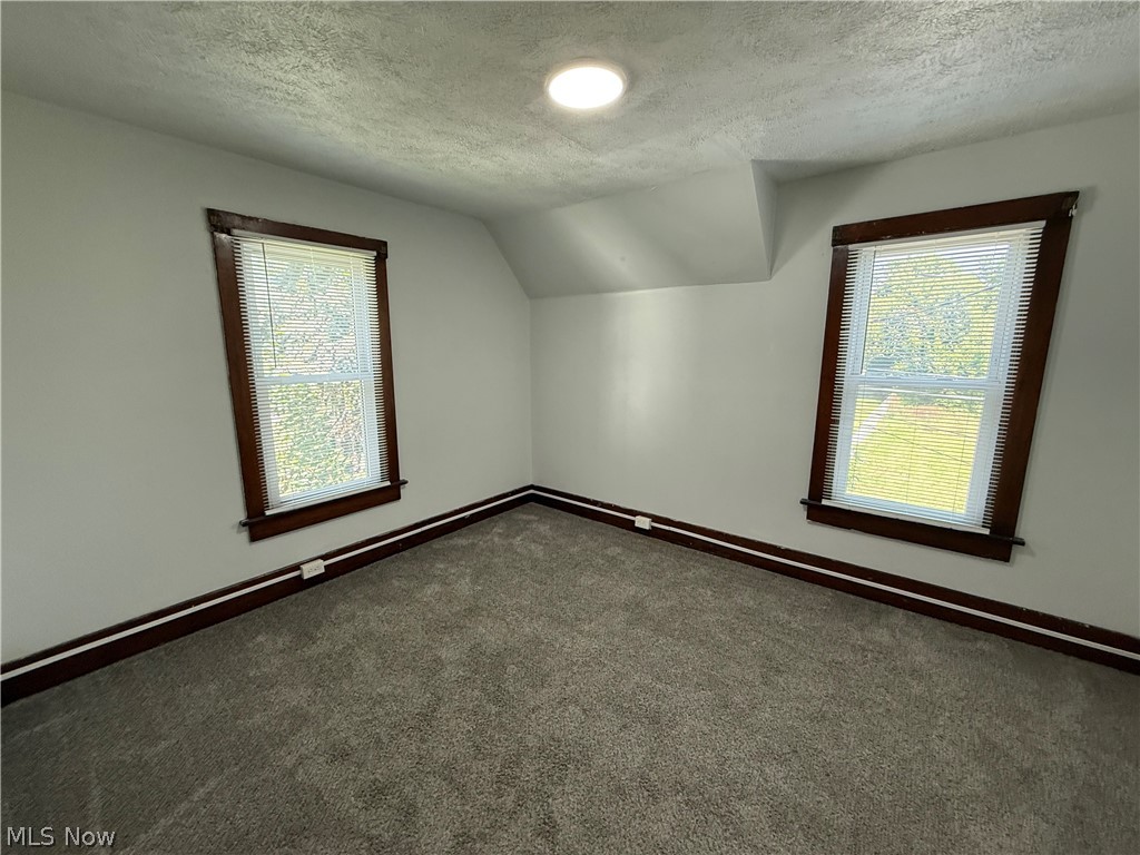 42 Paris Avenue Akron OH 44301