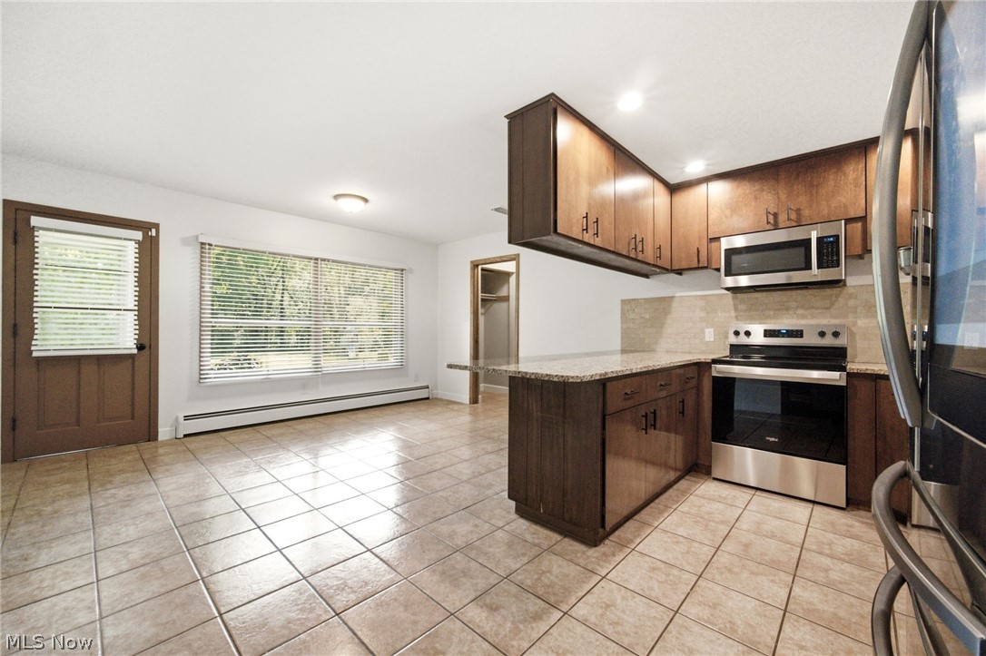 1097 Oak Tree Road Akron OH 44320