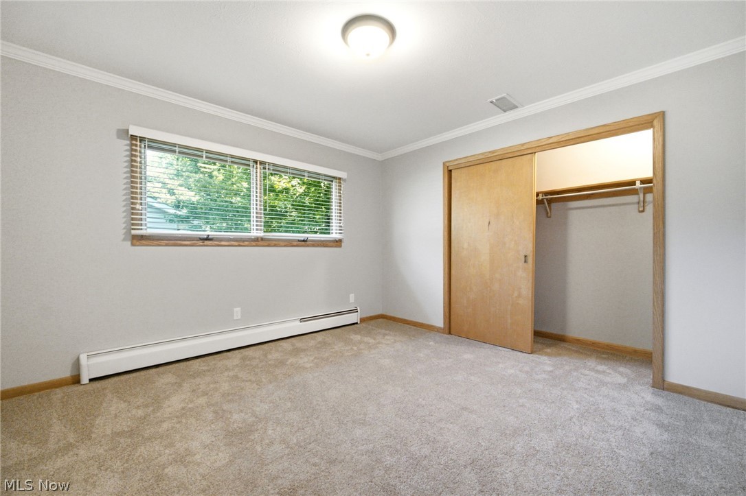 1097 Oak Tree Road Akron OH 44320