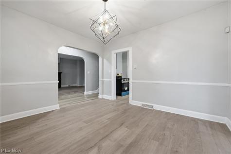 3428 Milverton Road Shaker Heights OH 44120