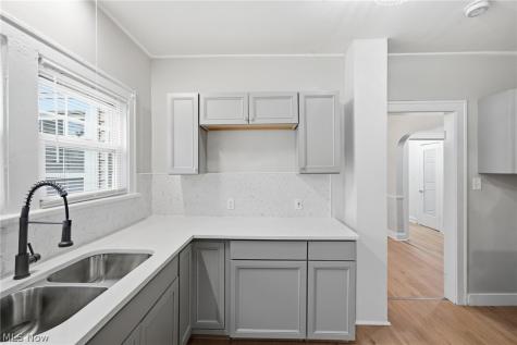 3428 Milverton Road Shaker Heights OH 44120