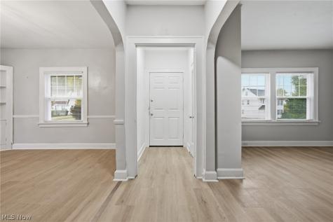 3428 Milverton Road Shaker Heights OH 44120