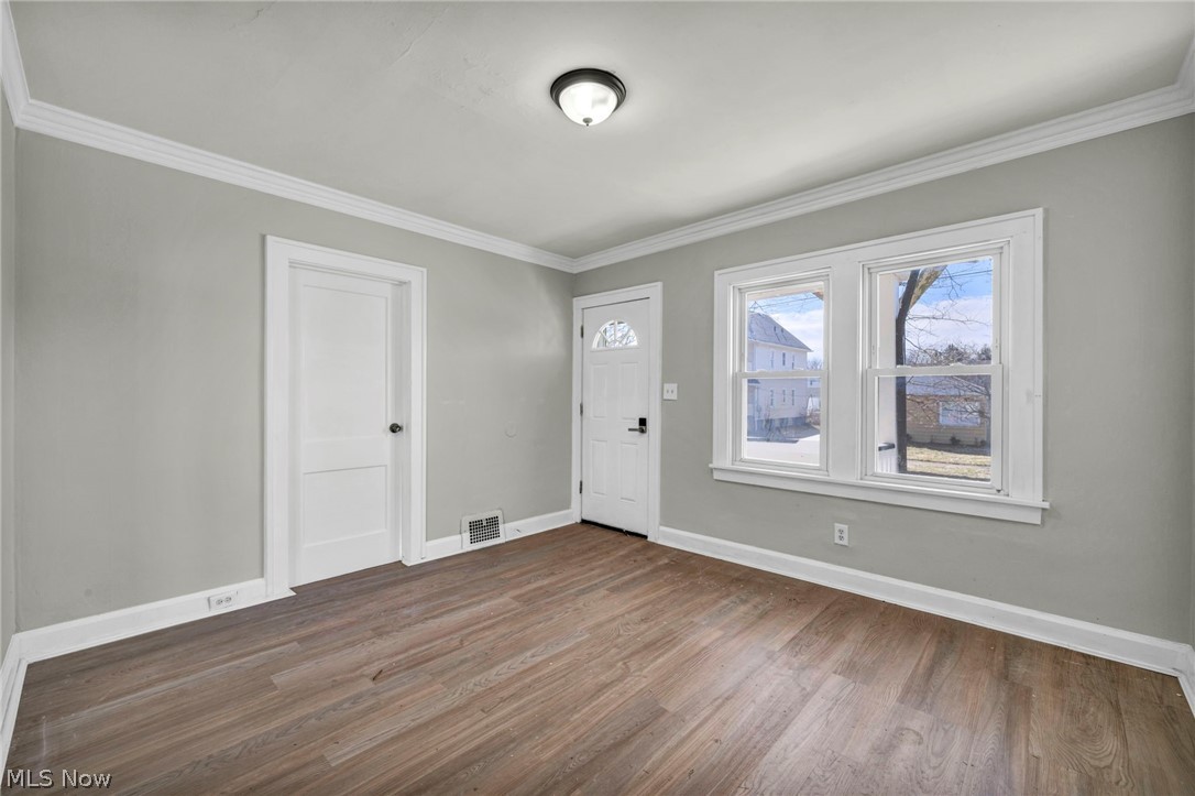 4306 Buechner Avenue Cleveland OH 44109