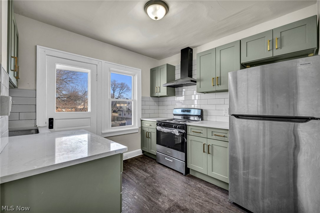 4306 Buechner Avenue Cleveland OH 44109