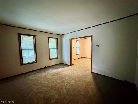 391 E Voris Street Akron OH 44311