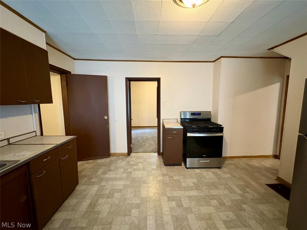 391 E Voris Street Akron OH 44311