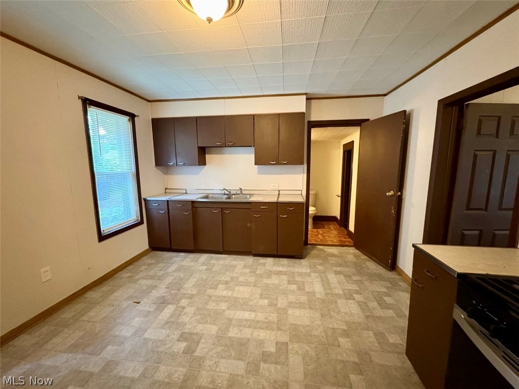 391 E Voris Street Akron OH 44311