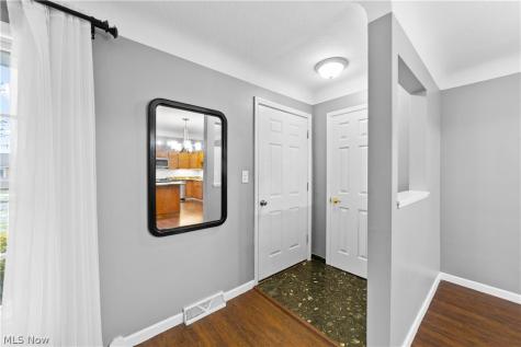 1314 Jackie Lane Cleveland OH 44124