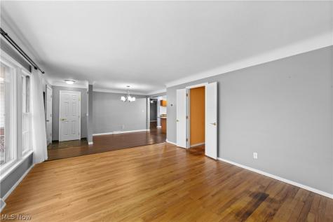 1314 Jackie Lane Cleveland OH 44124