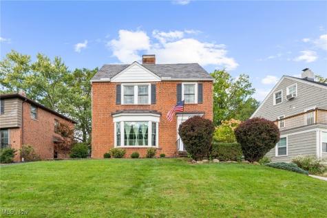 2244 Edgerton Road University Heights OH 44118