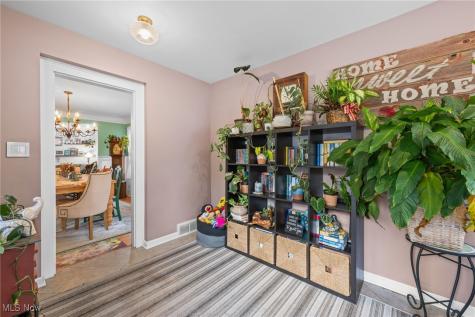 2244 Edgerton Road University Heights OH 44118