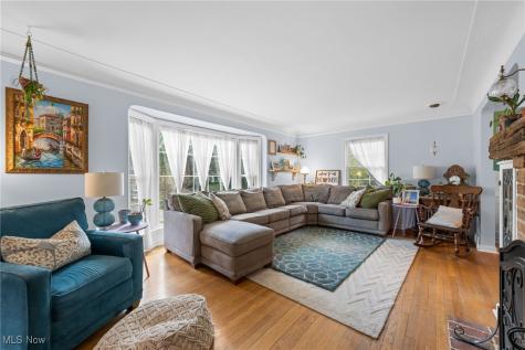 2244 Edgerton Road University Heights OH 44118