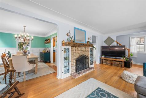 2244 Edgerton Road University Heights OH 44118