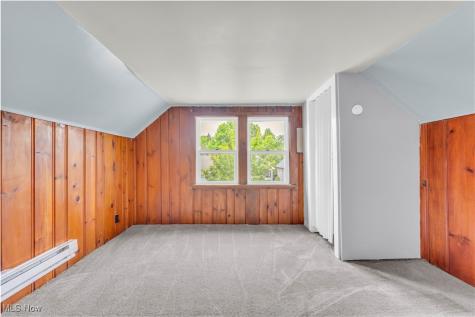 913 Helmsdale Road Cleveland Heights OH 44112