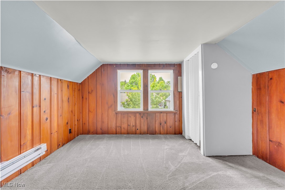 913 Helmsdale Road Cleveland Heights OH 44112