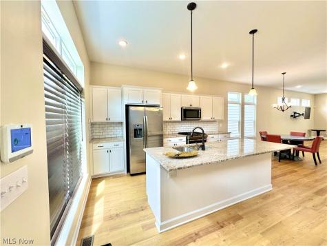 1958 W 47th Street Cleveland OH 44102