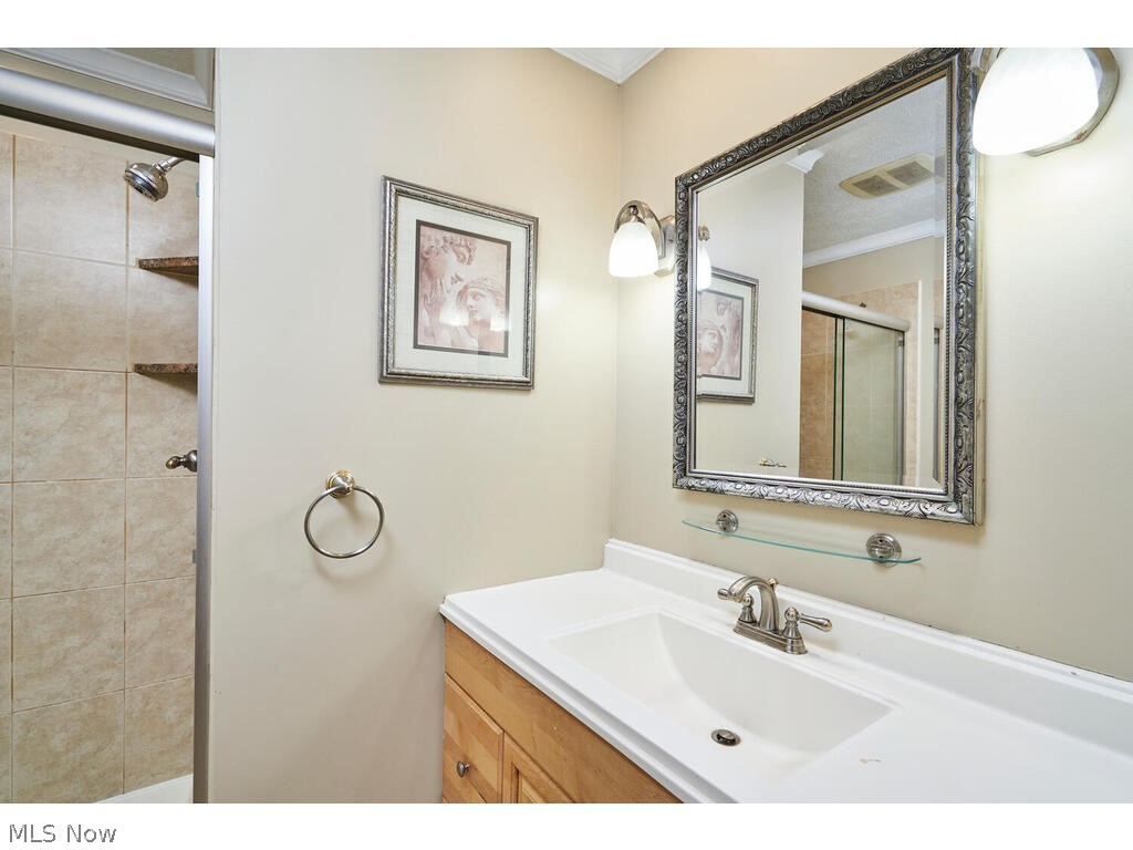 27798 Edgepark Drive North Olmsted OH 44070