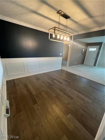 2017 10th Street Cuyahoga Falls OH 44221