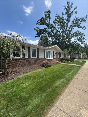2017 10th Street Cuyahoga Falls OH 44221