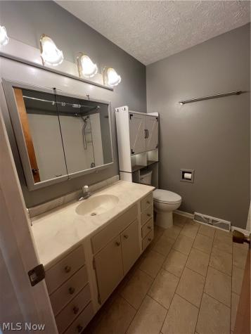 2017 10th Street Cuyahoga Falls OH 44221