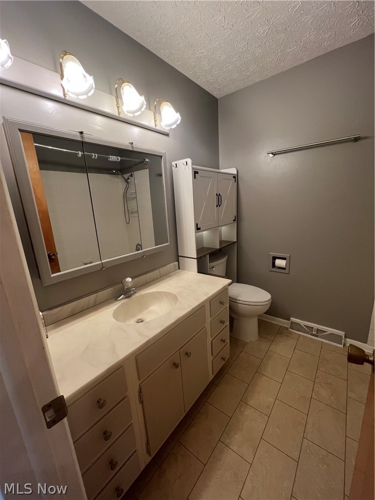 2017 10th Street Cuyahoga Falls OH 44221