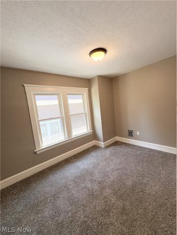 2049 West Boulevard Cleveland OH 44102
