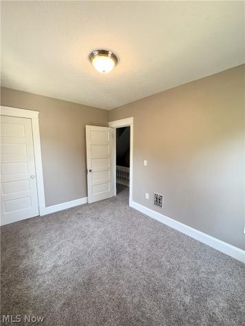 2049 West Boulevard Cleveland OH 44102
