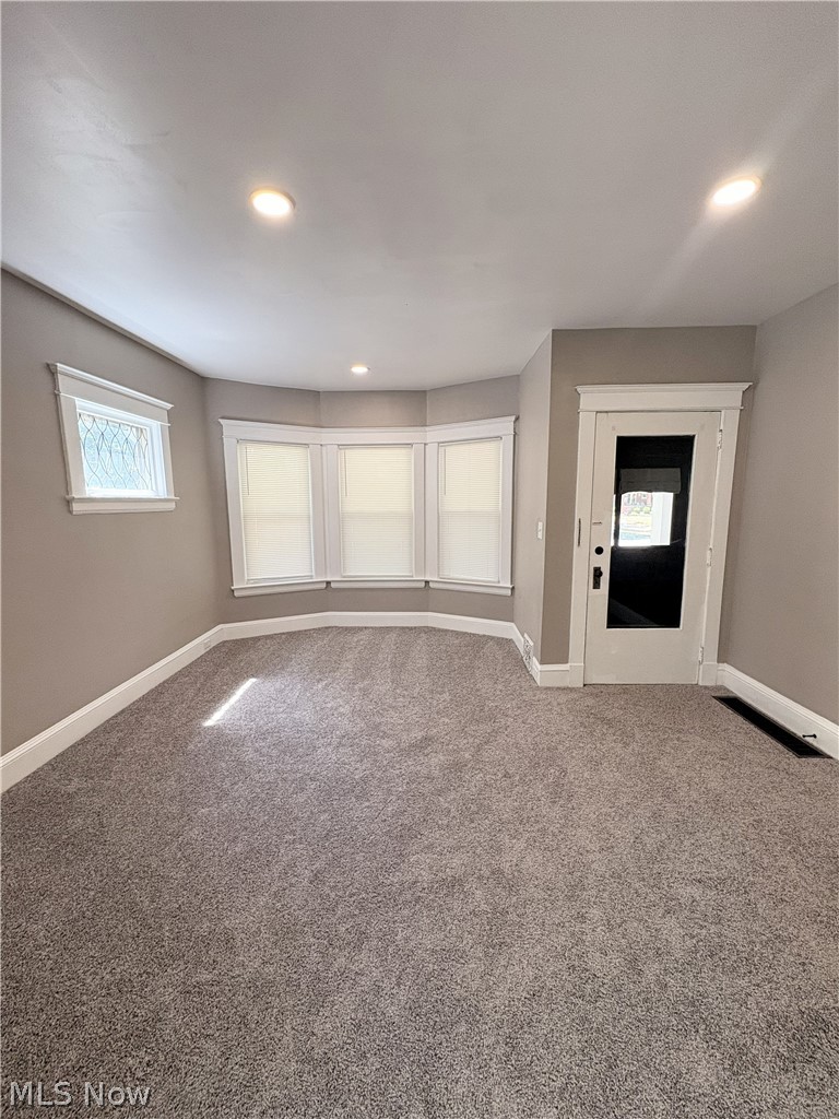 2049 West Boulevard Cleveland OH 44102
