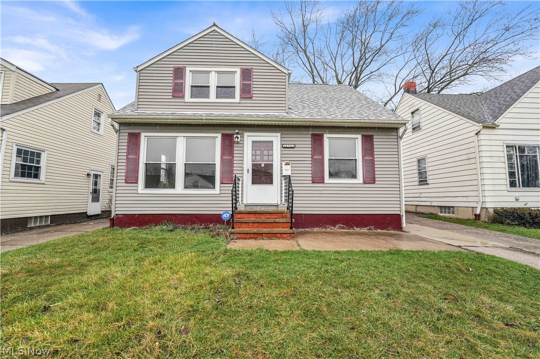 18721 Fairway Avenue Maple Heights OH 44137