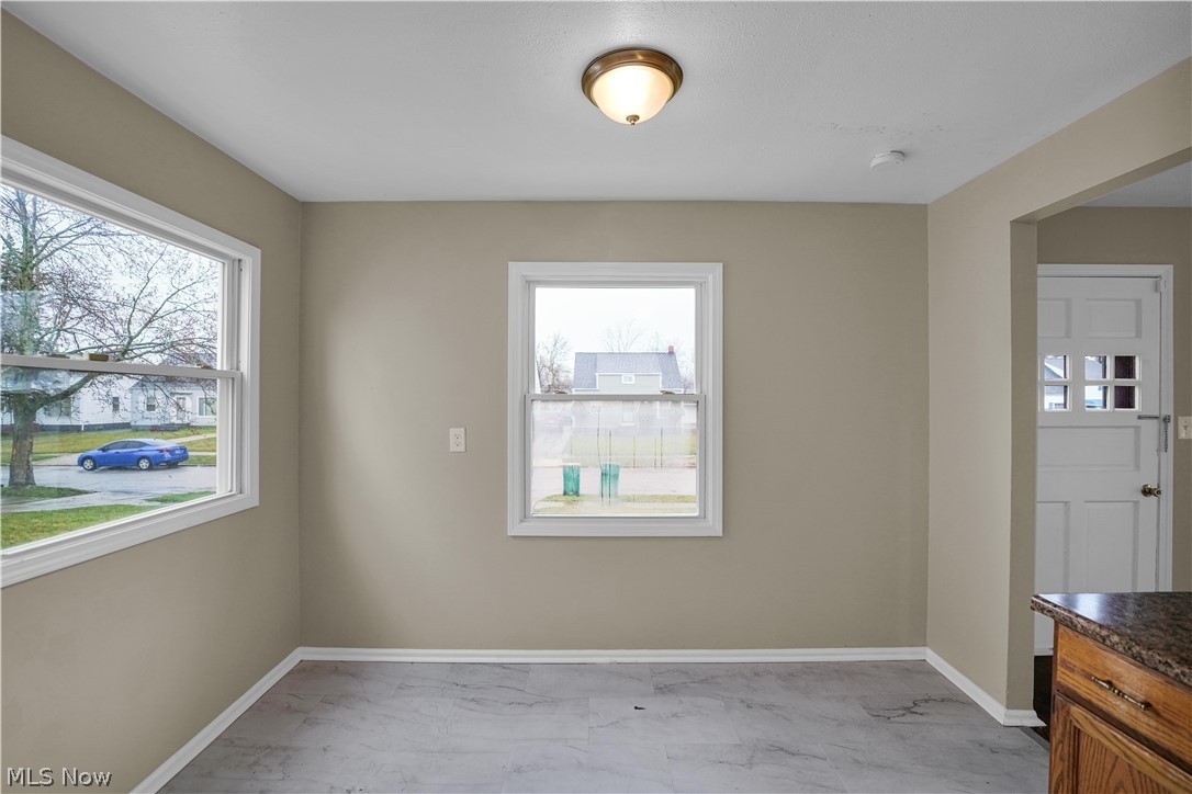 18721 Fairway Avenue Maple Heights OH 44137
