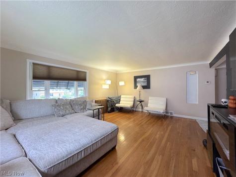 9309 Garfield Boulevard Garfield Heights OH 44125