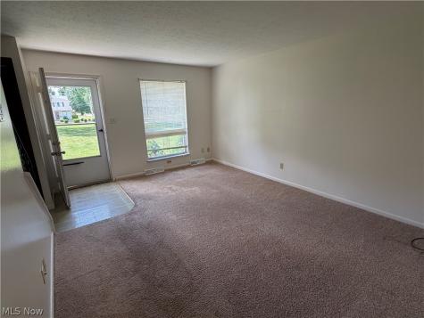 672 Loomis Avenue Cuyahoga Falls OH 44221
