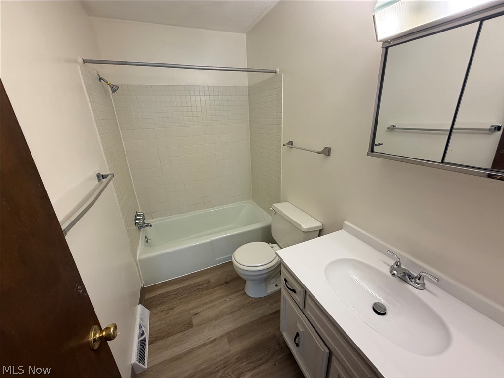 672 Loomis Avenue Cuyahoga Falls OH 44221