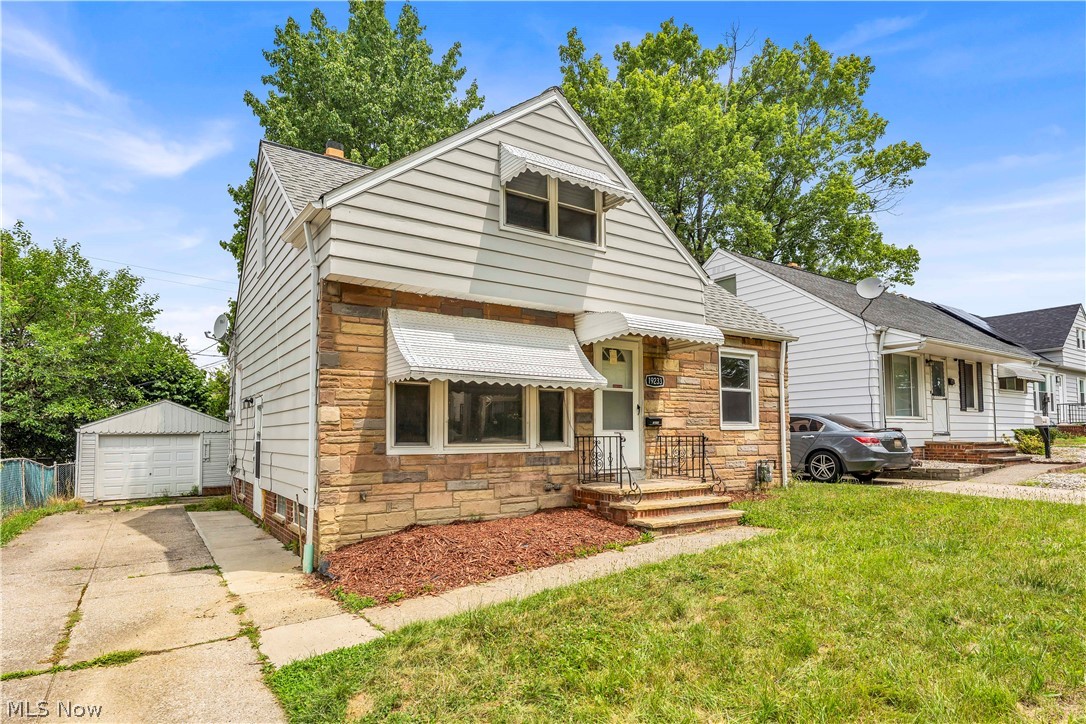 19233 Stafford Avenue Maple Heights OH 44137