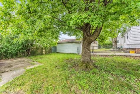 19233 Stafford Avenue Maple Heights OH 44137