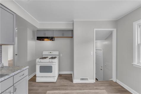 19233 Stafford Avenue Maple Heights OH 44137