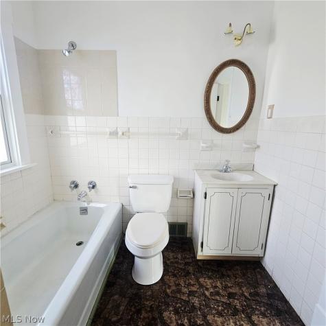 3110 W 111th Street Cleveland OH 44111