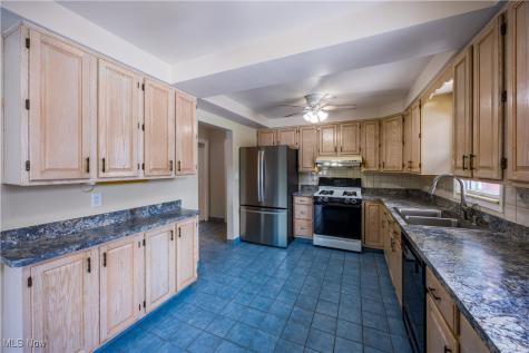 23211 Fernwood Drive Beachwood OH 44122