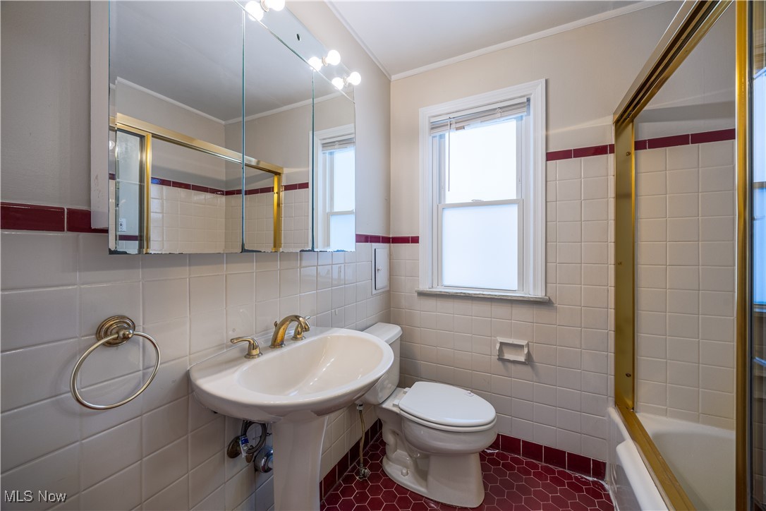 23211 Fernwood Drive Beachwood OH 44122